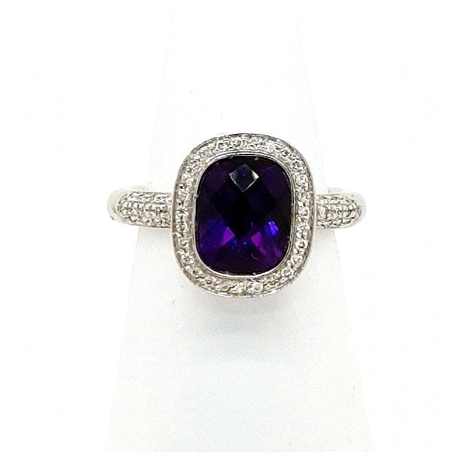 Bramwells 18ct w/g Amethyst and Diamond Ring