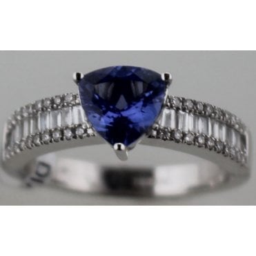 18ct white gold triangularTanzanite and Diamond ring