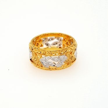 18ct white/yellow gold floral diamond and yellow sapphire ring