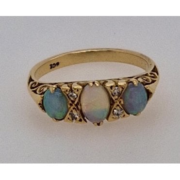 Antique Opal and Diamond 18ct gold Ring