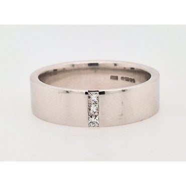 Diamond set wedding ring