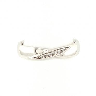 Diamond set wedding ring