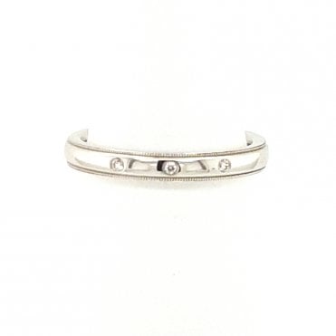 Diamond set wedding ring