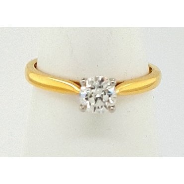 Diamond Solitaire Ring in 18ct yellow Gold
