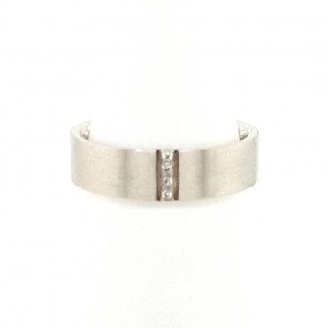 Gts18ct white gold 4 x Diamond set wedding ring frosted finish