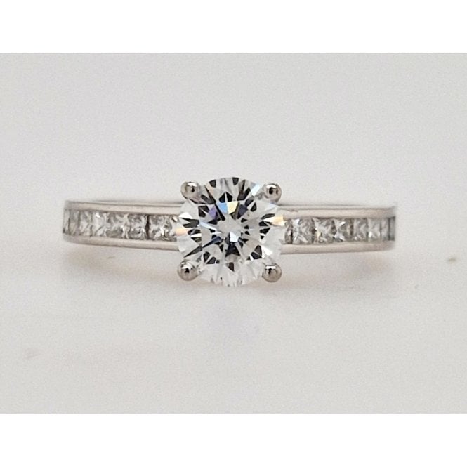 Bramwells Pre-owned Diamond Solitaire ring with diamond set shoulders plat