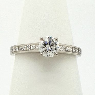 Round Brilliant Diamond Solitaire Ring 0.99cts set in Platinum